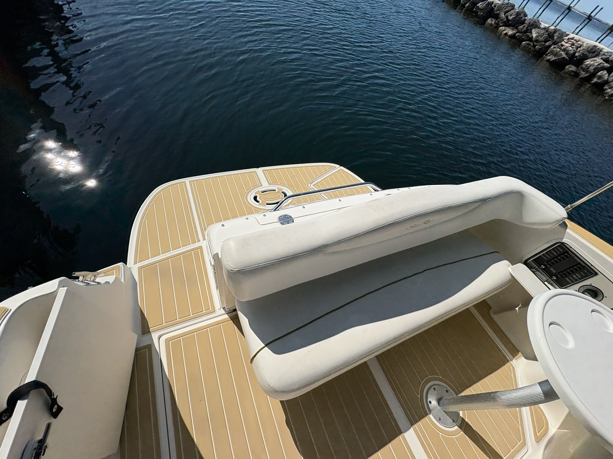 Sea Ray swim platform detail